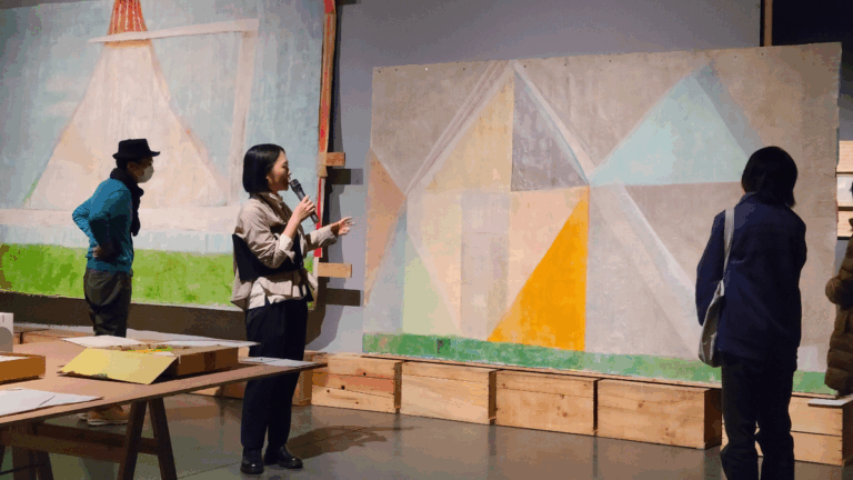 学芸スタッフによる解説ツアー